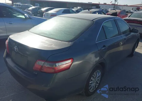2007 Toyota Camry Le z USA, uszkodzony, nr VIN 4T1BE46K67U626158